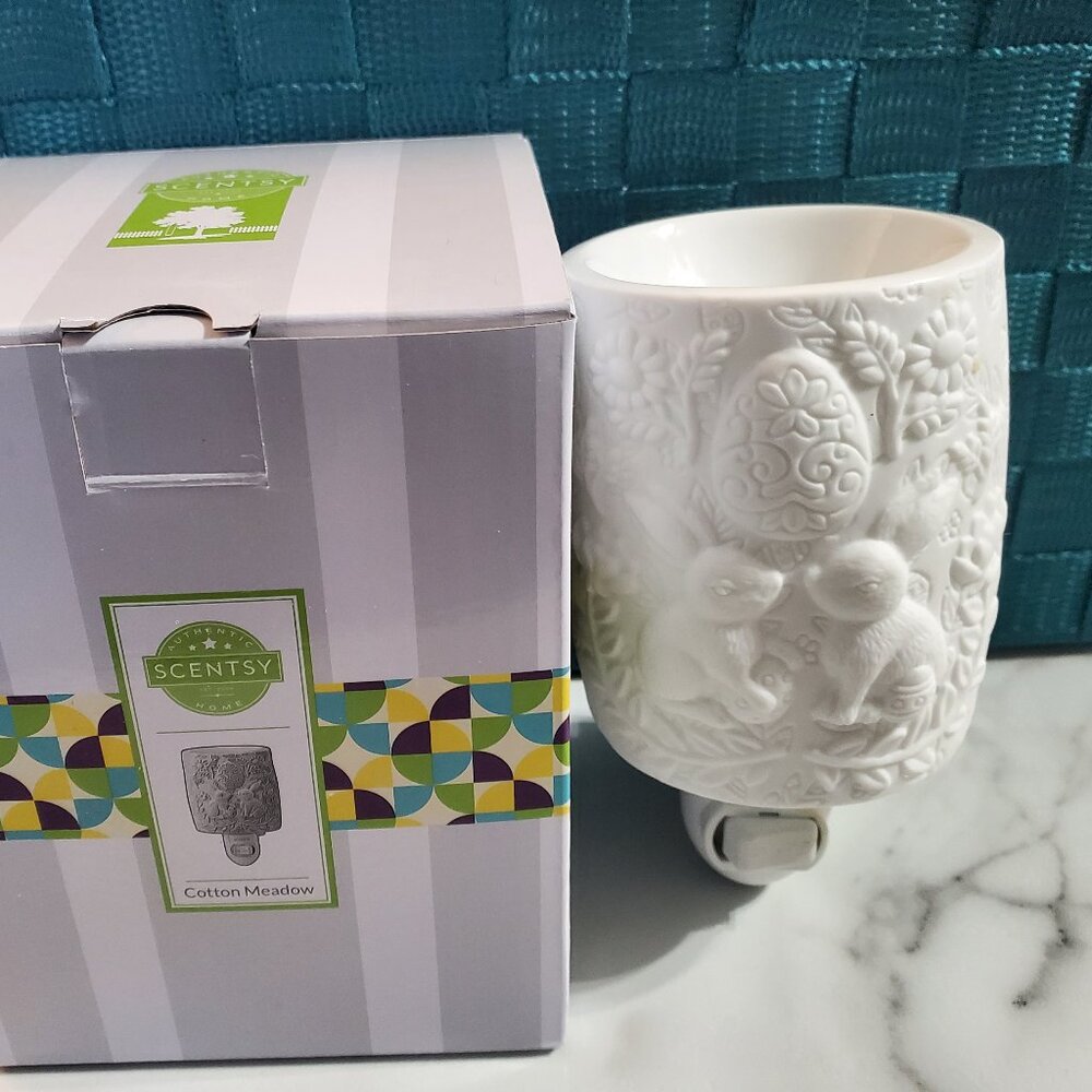 Cotton Meadow Mini Scentsy Warmer